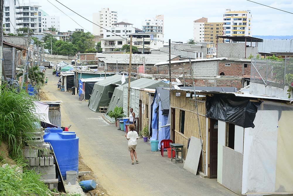 BARRIO PEDRO FERMIN CEVALLOS EN BAHIA
